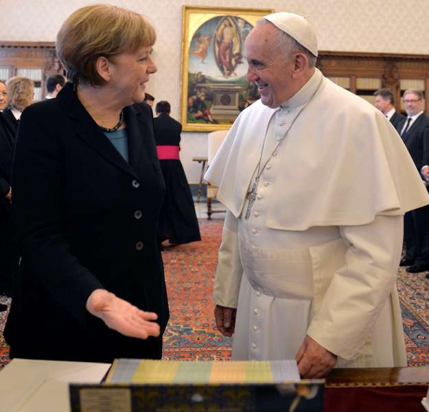 Βατικανό: Η Μέρκελ συναντήθηκε με τον Πάπα Φραγκίσκο (Photos) - Media