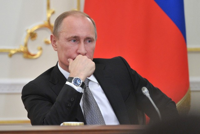 Πρόσκληση Πούτιν στον Τσίπρα να επισκεφτεί τη Ρωσία στις 9 Μαΐου - Τι είπαν οι δύο ηγέτες σε τηλεφωνική επικοινωνία - Media