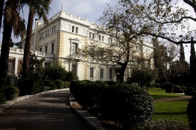 Μετά το Eurogroup η ανακοίνωση του ΠτΔ, Τετάρτη οι ψηφοφορίες - Media