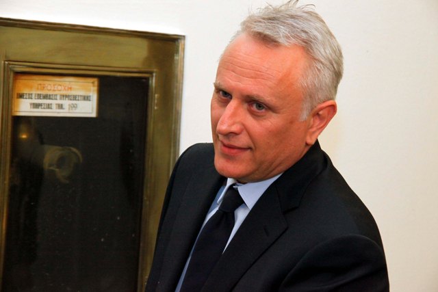 Ραγκούσης: Ντρέπομαι για λογαριασμό του κυρίου Τσίπρα - Media