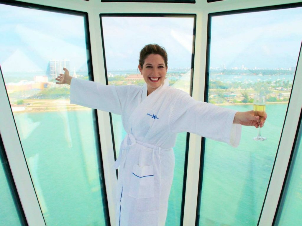 Η αδερφή του Ζούκερμπεργκ άνοιξε spa για ανθρώπους εθισμένους στην τεχνολογία (Photos)  - Media