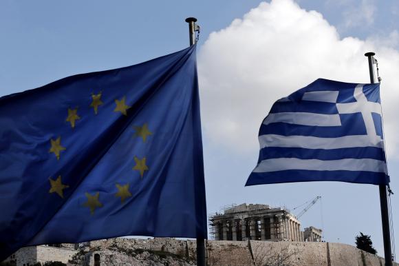 Το Reuters περιγράφει πως η Ελλάδα οδηγήθηκε σε πρόωρες εκλογές από τους δανειστές - Media