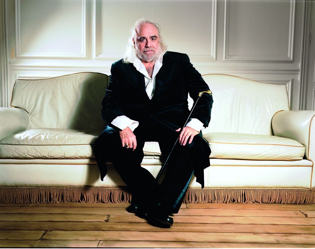 Πέθανε ο Ντέμης Ρούσσος - Media