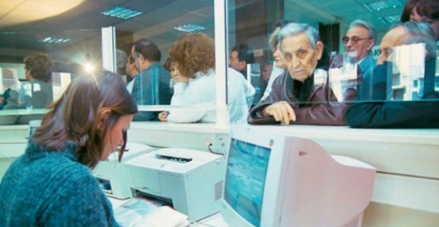 Ποιοι γλιτώνουν 2 έως 12 χρόνια εργασίας για σύνταξη - Τι θα ισχύσει για τα πλασματικά έτη - Media