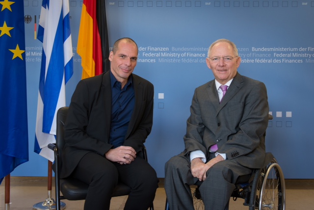 Σόιμπλε: Συμφωνήσαμε ότι διαφωνούμε - Βαρουφάκης: Ζητάμε χρόνο - Media