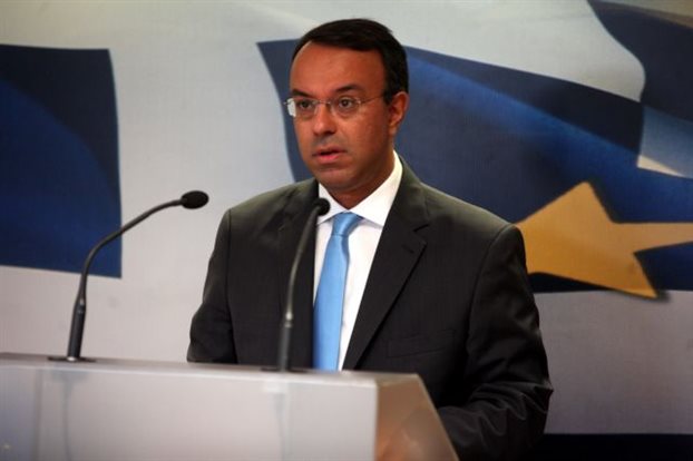 Την βεβαιότητα ότι η Ελλάδα δεν θα αποκλειστεί από το QE εξέφρασε ο Σταϊκούρας - Media