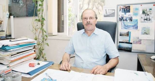 Πέθανε ο σεισμολόγος Γιώργος Σταυρακάκης - Media