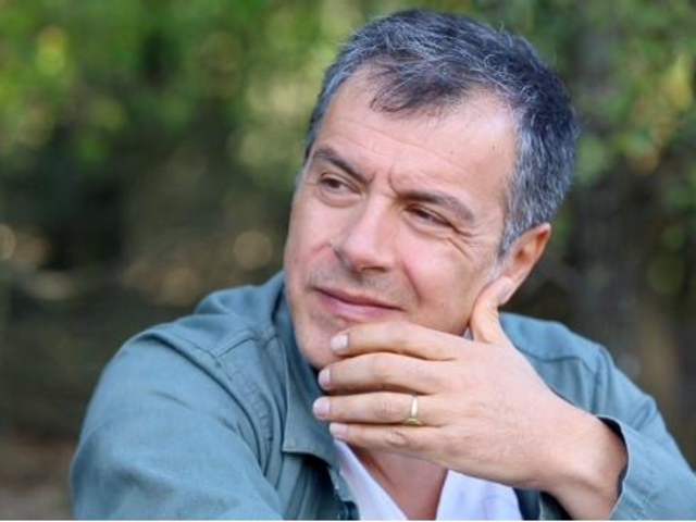 Το ξέσπασμα του Σταύρου Θεοδωράκη: Το Αλάτσι είναι δικό μου - Media