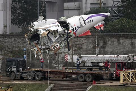 TransAsia: Με τα χέρια στο χειριστήριο βρέθηκε το πτώμα του πιλότου «ήρωα»! - Media