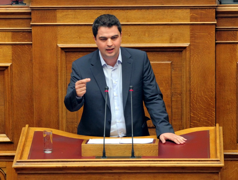 Εκτός πολιτικού παιχνιδιού ο Κώστας Τριαντάφυλλος - Media