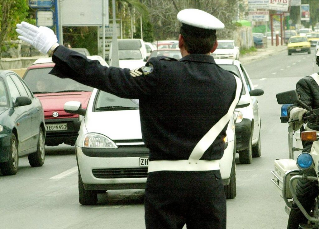 Λυκόβρυση: Διακοπή κυκλοφορίας λόγω πτώσης δένδρου - Media