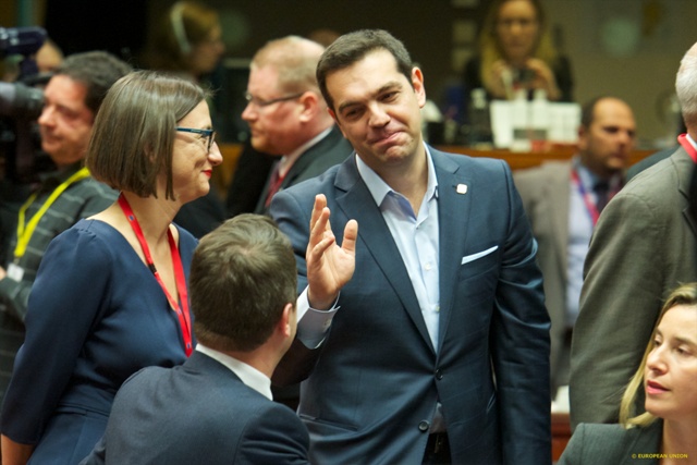 Τσίπρας: Ο κ. Ραχόι ήταν ανήσυχος στη Σύνοδο - Media