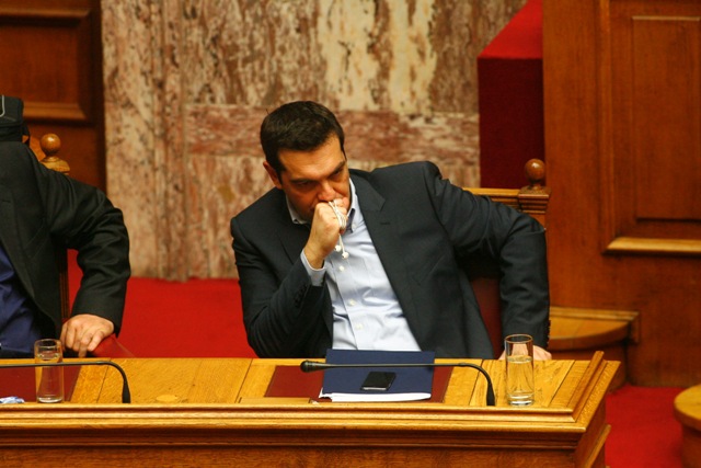 «Δύσκολο» το Eurogroup όπως επιβεβαίωσε το τηλεφώνημα Γιούνκερ – Που «κόλλησε» η ανακοίνωση για ΠτΔ - Media