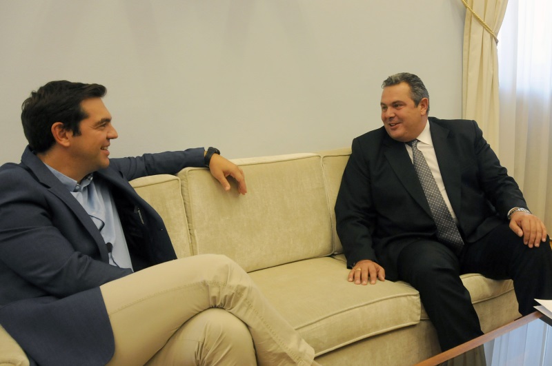 Προς κυβέρνηση συνεργασίας με Καμμένο ο ΣΥΡΙΖΑ - Το απόγευμα ορκίζεται ο Τσίπρας - Media