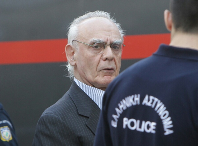 Παίρνουν πίσω το «χρυσό κλειδί» από τον Τσοχατζόπουλο! - Media