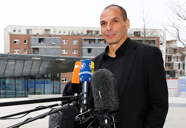 «Ρευστότητα, αλλά με κανόνες» λέει ο Ντράγκι - Τι συζήτησαν με τον Γ. Βαρουφάκη (Video)   - Media