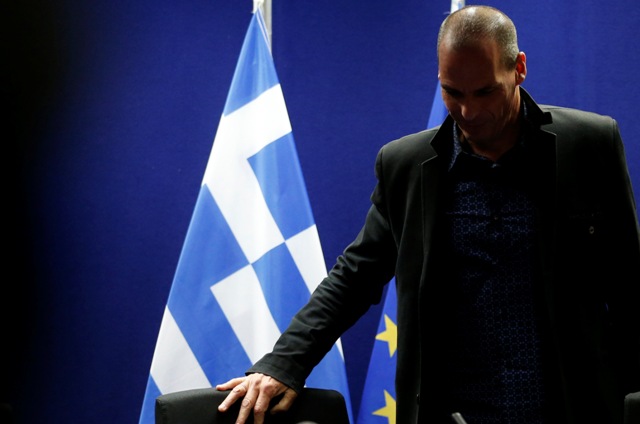 Το χρονικό της ρήξης - Το draft Μοσκοβισί, η πρόταση Νταίσελμπλουμ και η άρνηση Βαρουφάκη  - Media