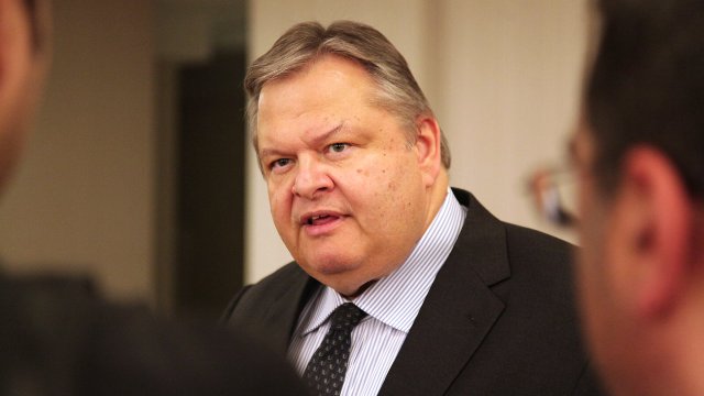 Το ΠΑΣΟΚ, ο Προκόπης και το διέξοδο στο αδιέξοδο - Media