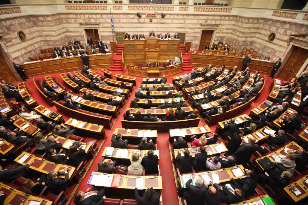 Οι αντιδράσεις των κομμάτων μετά την τρίτη ψηφοφορία - Media