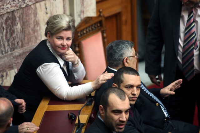 Παρόντες στις προγραμματικές δηλώσεις οι προφυλακισμένοι βουλευτές της Χρυσής Αυγής - Media
