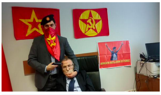 Θρίλερ στην Κωνσταντινούπολη: Νεκροί δύο από τους δράστες της ομηρίας - Σοβαρά τραυματισμένος ο εισαγγελέας - Media