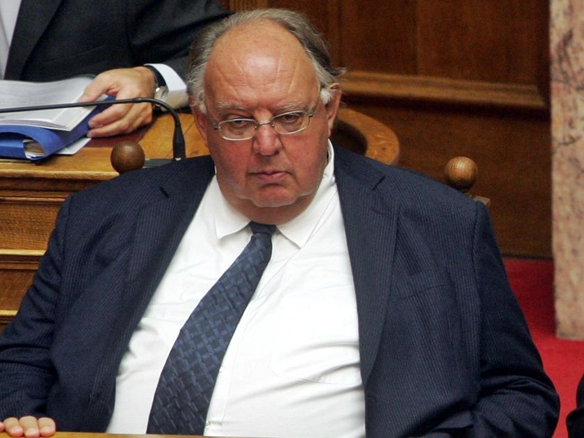 Πάγκαλος κατά Βαρουφάκη: «Νιώθω αηδία,ξεφτιλίζει την Ελλάδα» - Media