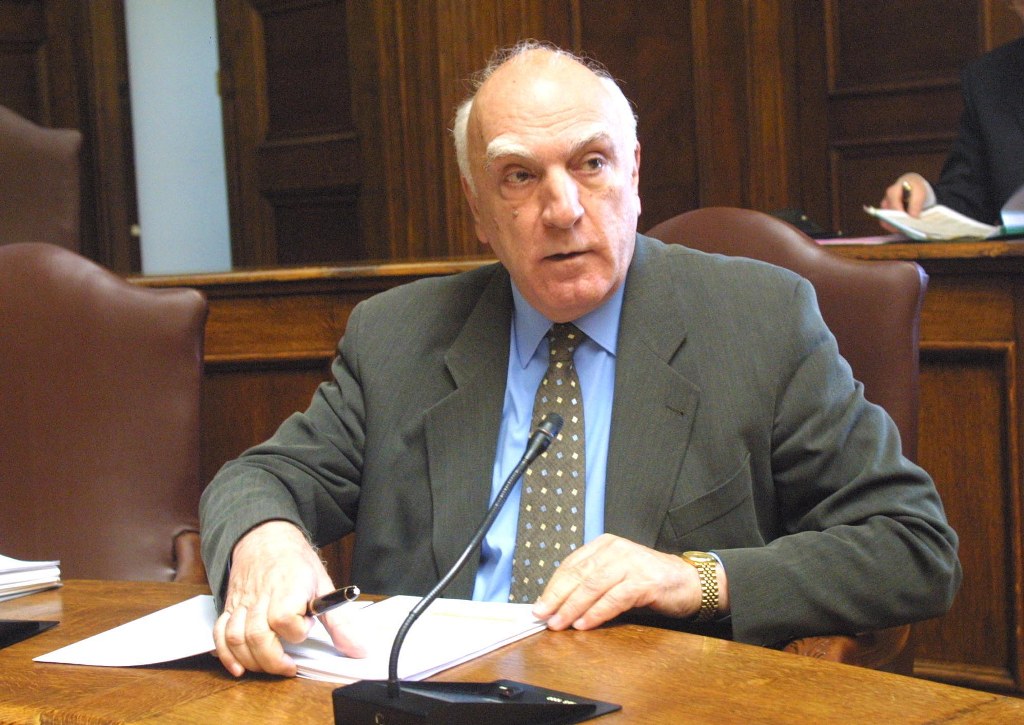 Πέθανε ο εκδότης Δημήτρης Παπαδήμας - Media