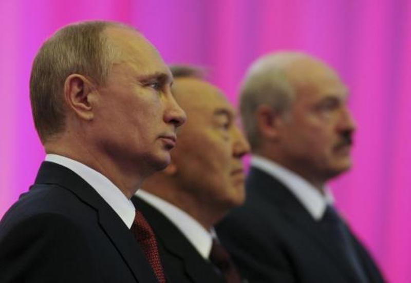 Ο Πούτιν προτείνει νομισματική ένωση Ρωσίας, Λευκορωσίας και Καζακστάν - Media