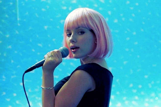 Η Σκάρλετ Γιόχανσον έχει την δική της μπάντα (Video)  - Media