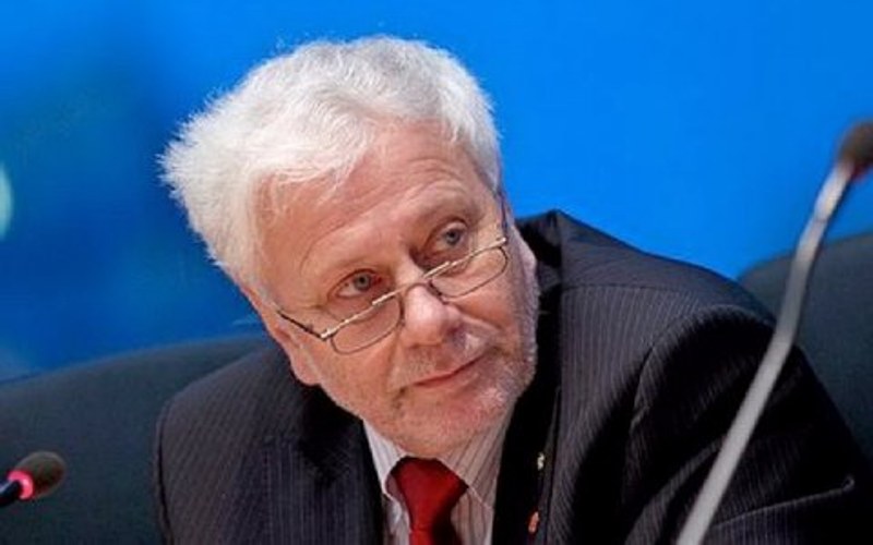 Αυστριακός οκονομολόγος: Έσοδα έως 15 δισ. αν φορολογηθούν οι ελβετικές καταθέσεις - Media