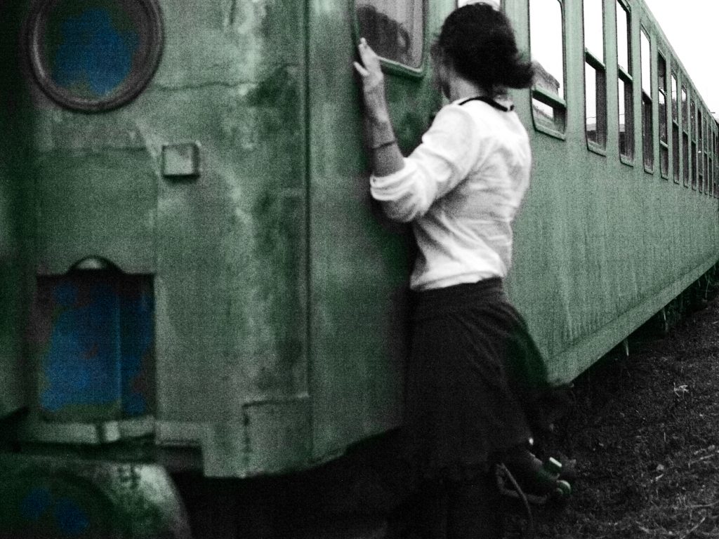 Βάλτε την τέχνη σας μέσα σε 12...βαγόνια! - Media