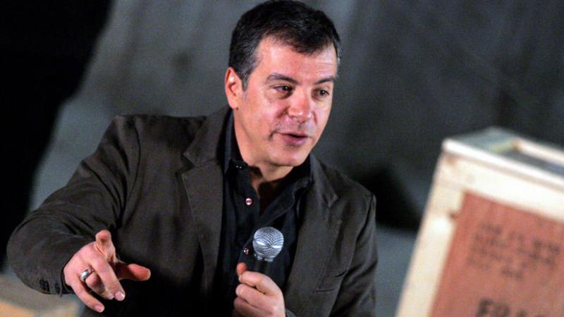 Σ.Θεοδωράκης: Ο Π.Καμμένος είναι σαν «φουσκωμένη γαλοπούλα» - Media