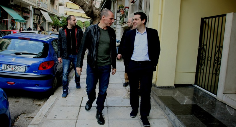 Πολλαπλά μηνύματα στέλνει η κυβέρνηση εν όψει της Συνόδου Κορυφής – Ζητά ψυχραιμία, καθησυχάζει για μισθούς, συντάξεις - Media