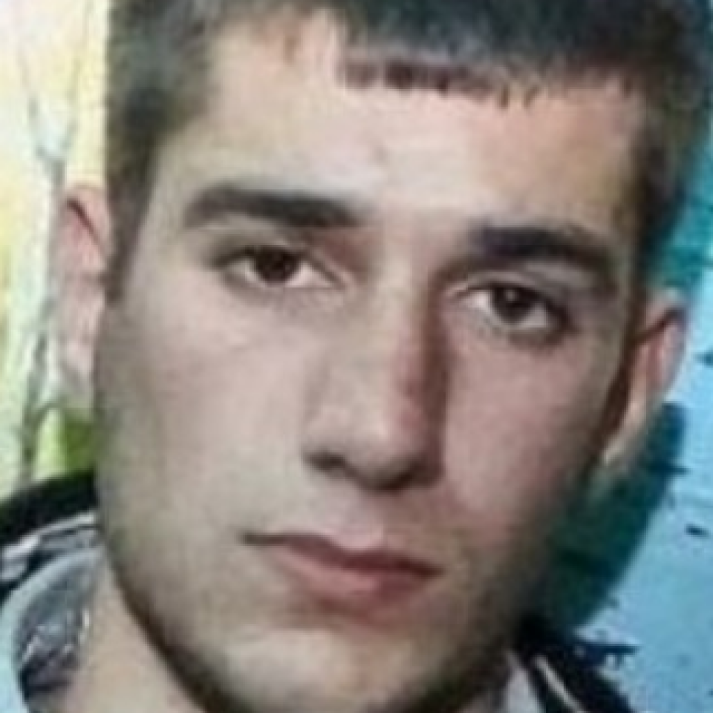 Σοκάρουν οι μαρτυρίες για τον Βαγγέλη Γιακουμάκη: «Τον είδα στο ντους με μελανιές στο σώμα...» - Media