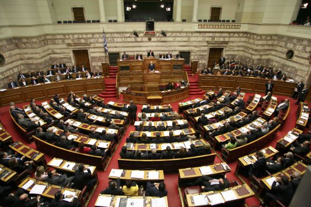 Κατατίθεται μέσα στην εβδομάδα στη Βουλή το σχέδιο νόμου για την επαναπρόσληψη των απολυμένων στο Δημόσιο - Media