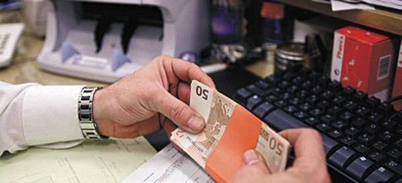«Δώρο» από το υπουργείo Οικονομικών σε όσους φέρουν χρήματα από το εξωτερικό - Media