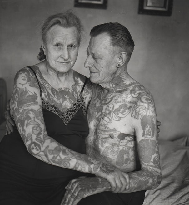 20 φωτογραφίες δίνουν απάντηση στο ερώτημα πώς φαίνονται τα τατουάζ στους ηλικιωμένους - Media
