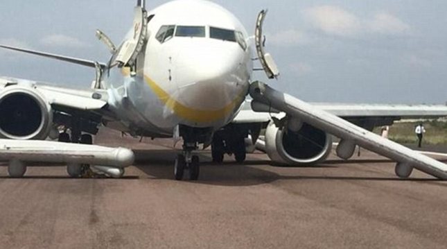 Κατέρρευσε αεροσκάφος των Jet Airways κατά την προσγείωση! (Photos) - Media