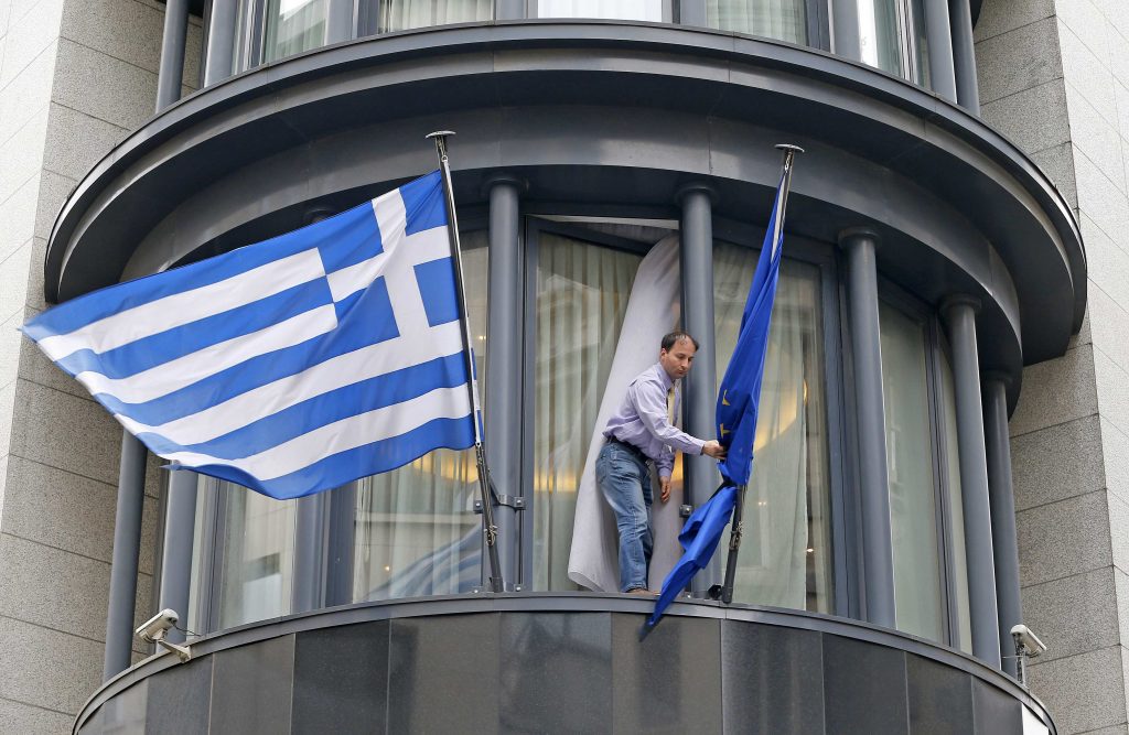 Ομοβροντία αρνητικών και ειρωνικών δημοσιευμάτων– Με την Πομπηία και τη Ζιμπάμπουε παρομοιάζει την Ελλάδα ο διεθνής Τύπος - Media