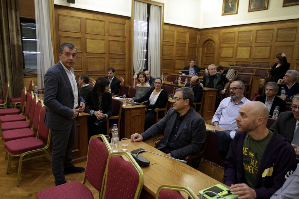 Ερώτηση για την απ’ απευθείας ανάθεση ανακατασκευής αεροπλάνων κατέθεσε το Ποτάμι - Media
