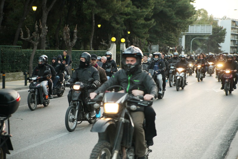 Μοτοπορεία συμπαράστασης στους κρατούμενους απεργούς πείνας (Photos) - Media