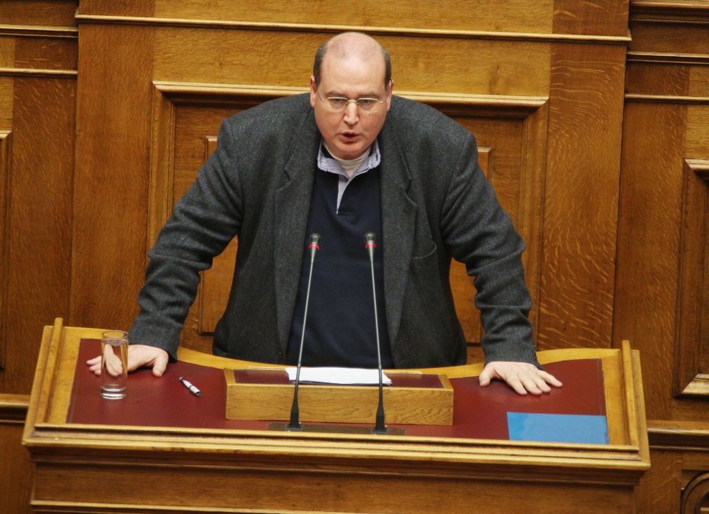 Φίλης: Δεν θα φοβηθούμε τις εκλογές - Media