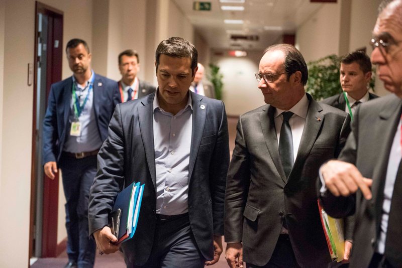Ολάντ: Η Ελλάδα πρέπει να δείξει ότι είναι αποφασισμένη στο θέμα των μεταρρυθμίσεων - Media