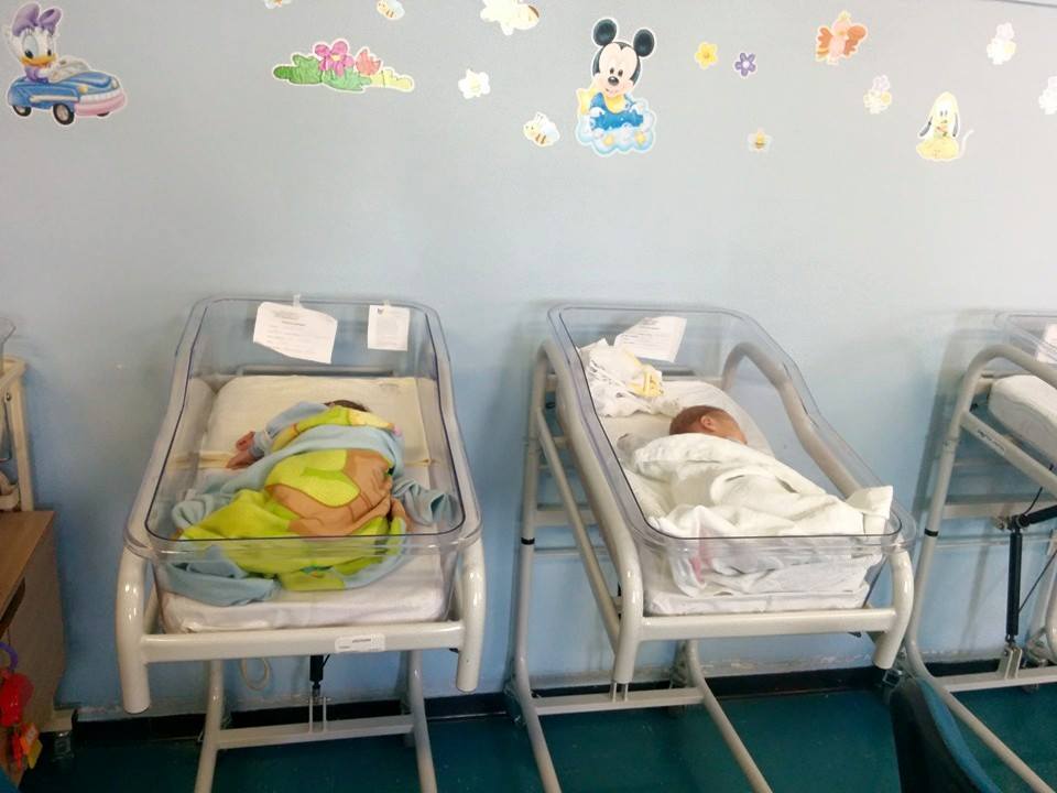 Τα νεογέννητα θύματα της κρίσης - Media