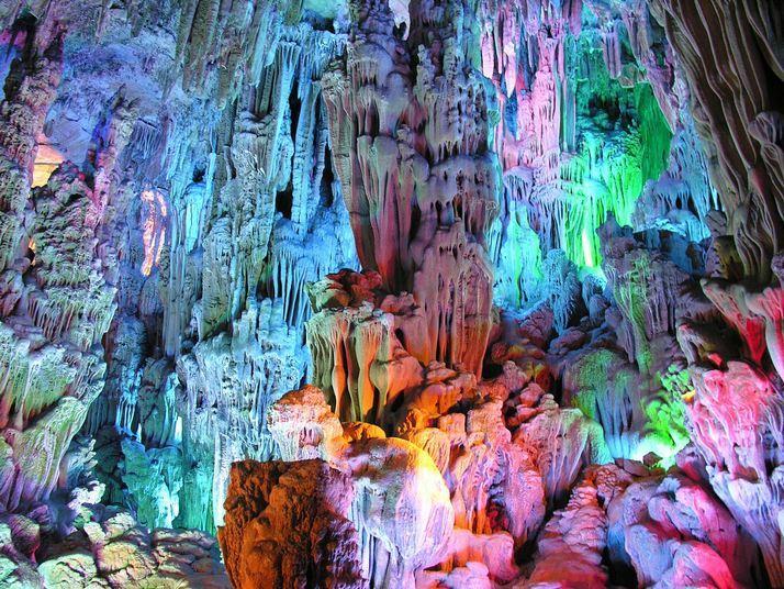 Οι 5 ομορφότερες υποβρύχιες σπηλιές του κόσμου – Μία στην Ελλάδα (photos) - Media