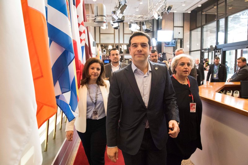 «Κόκκινη» τηλεφωνική γραμμή για μυστικές διαπραγματεύσεις Αθήνας -ΕΕ - Ποιος ο ρόλος του Ν. Παππά - Media