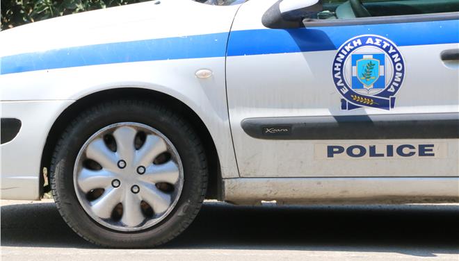 Εντοπίστηκε νεκρός άνδρας σε αποθήκη στην Πατησίων - Δίπλα του βρέθηκε όπλο - Media
