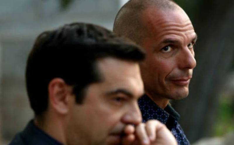 Financial Times: «Πάρτυ» στις αγορές για το «ψαλίδισμα» Βαρουφάκη - Media
