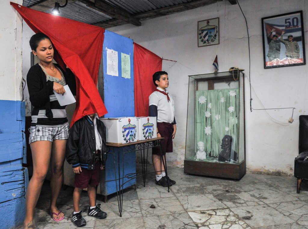 Συντριπτική ήττα των αντιφρονούντων στις εκλογές στην Κούβα - Media