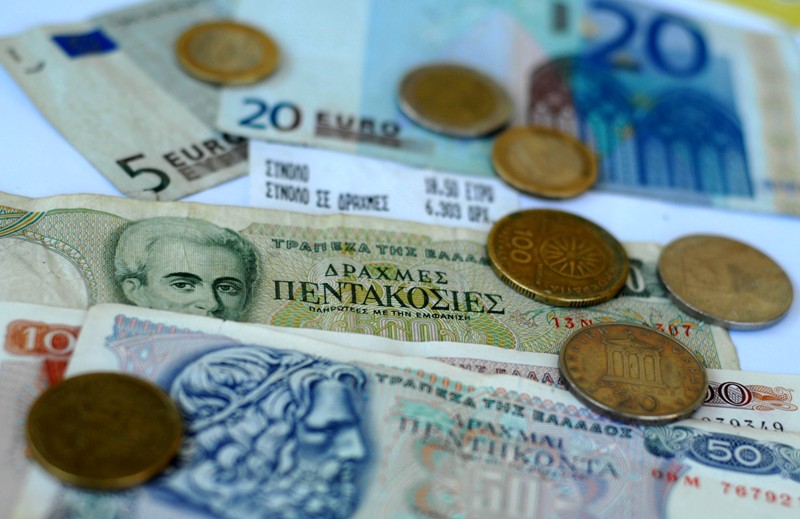 Spiegel: Διπλό νόμισμα στην Ελλάδα αν δεν υπάρξει συμφωνία - Media